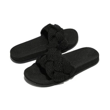 ANNISSA Black Flat Sandal