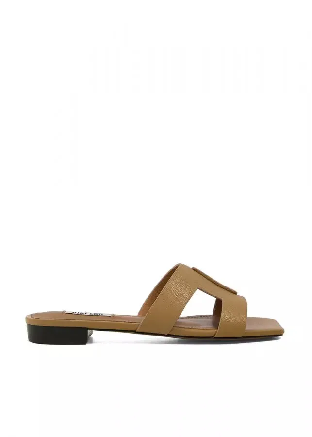 Chieko Sandal - Camel