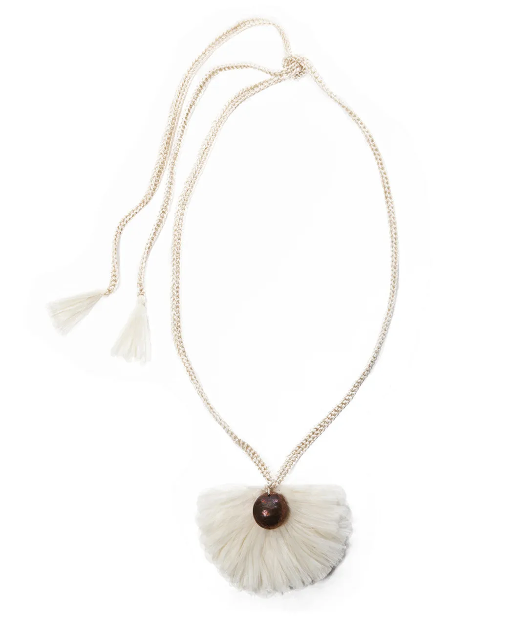 Cream Buleta Real Necklace