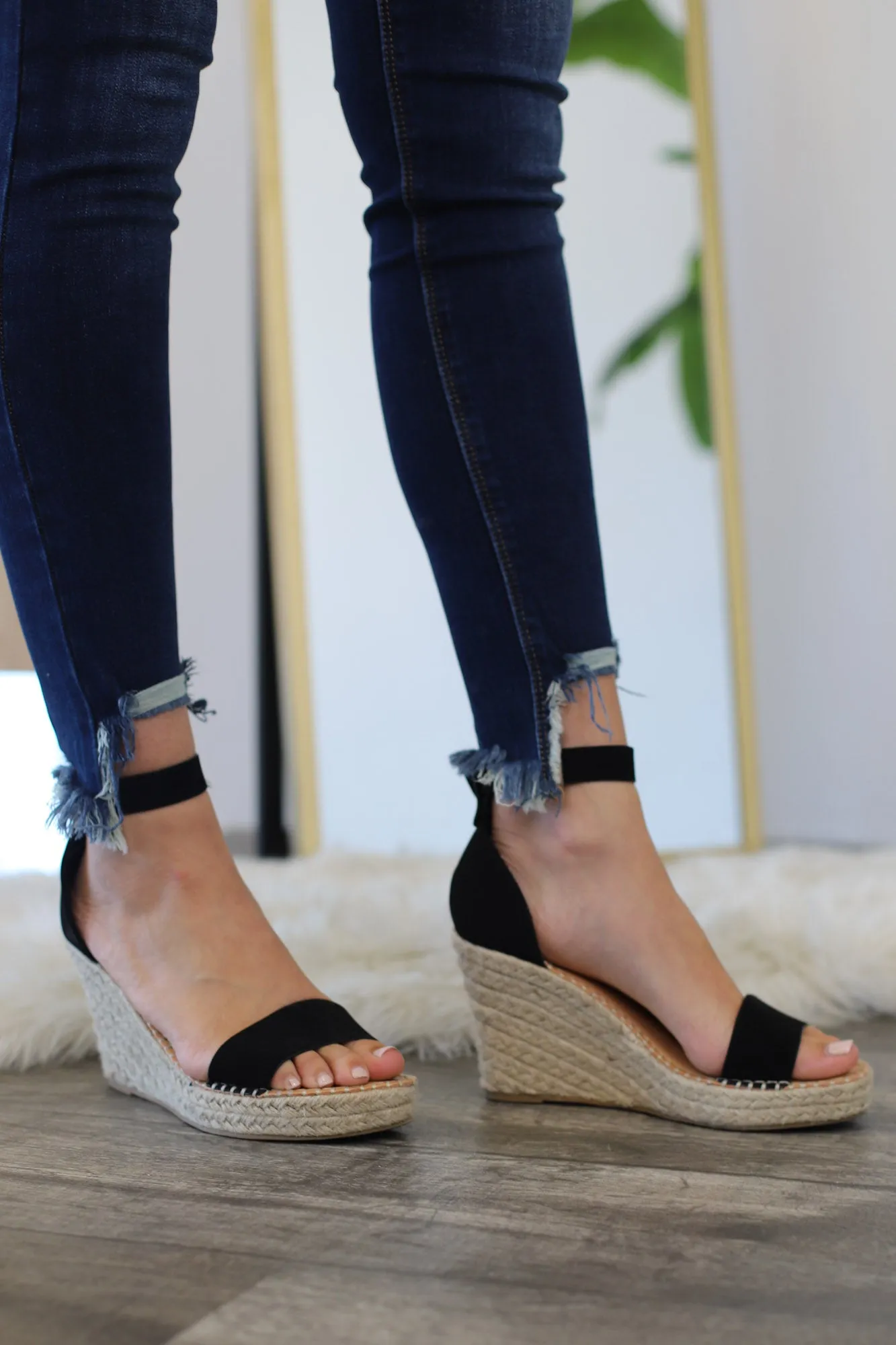 Hazel Espadrille Wedges: Black