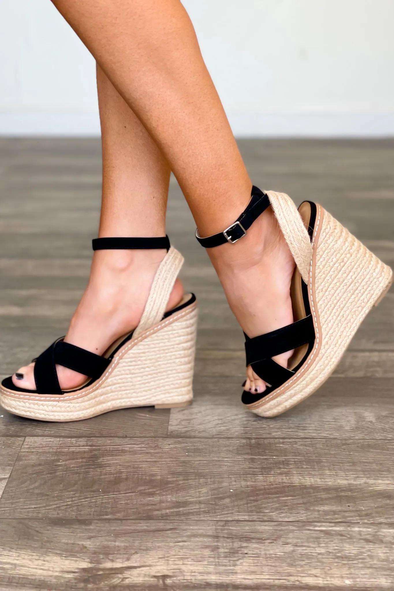 Lena Wedges