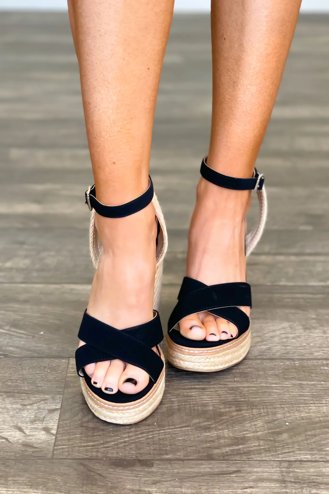 Lena Wedges