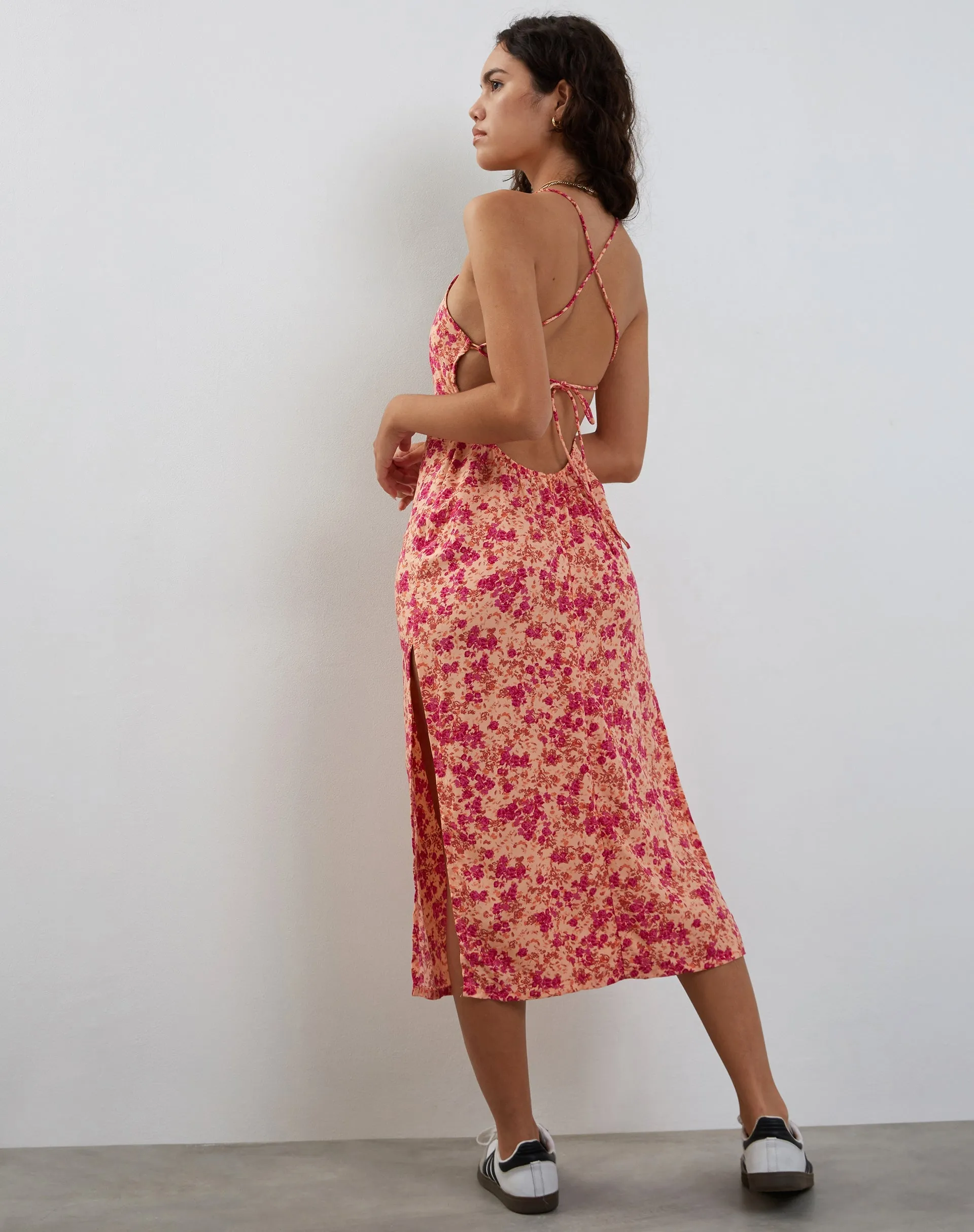 Nosita Midi Dress in Wild Dark Flower Cantaloupe