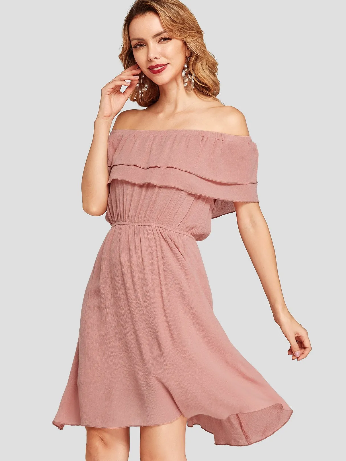 Wholesale Pink Off The Shoulder Short Sleeve Plain Tiered Backless Dresses